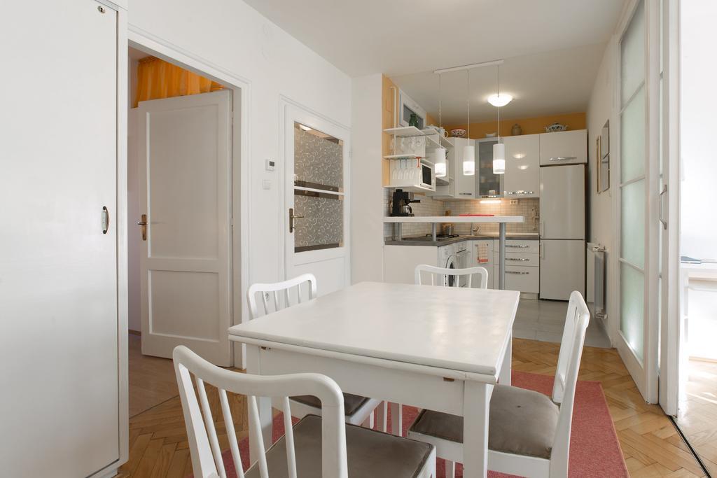 Apartment Cvetje Загреб Экстерьер фото